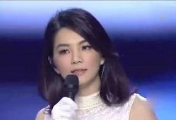 娱乐圈张小花私人爆料,张小花亲曝幕后真相